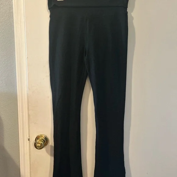 Beyond Yoga Black Flare Pants - Picture 4 of 6